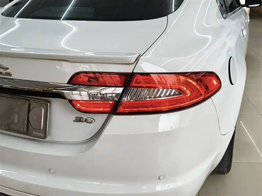 Jaguar XF 2014 2014 XF 3.0 SC Elegance Edition