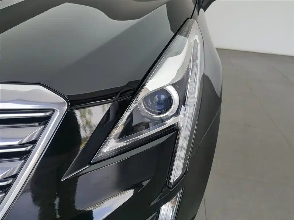 Cadillac XT5 2018 28E AWD Technology Model фото 7