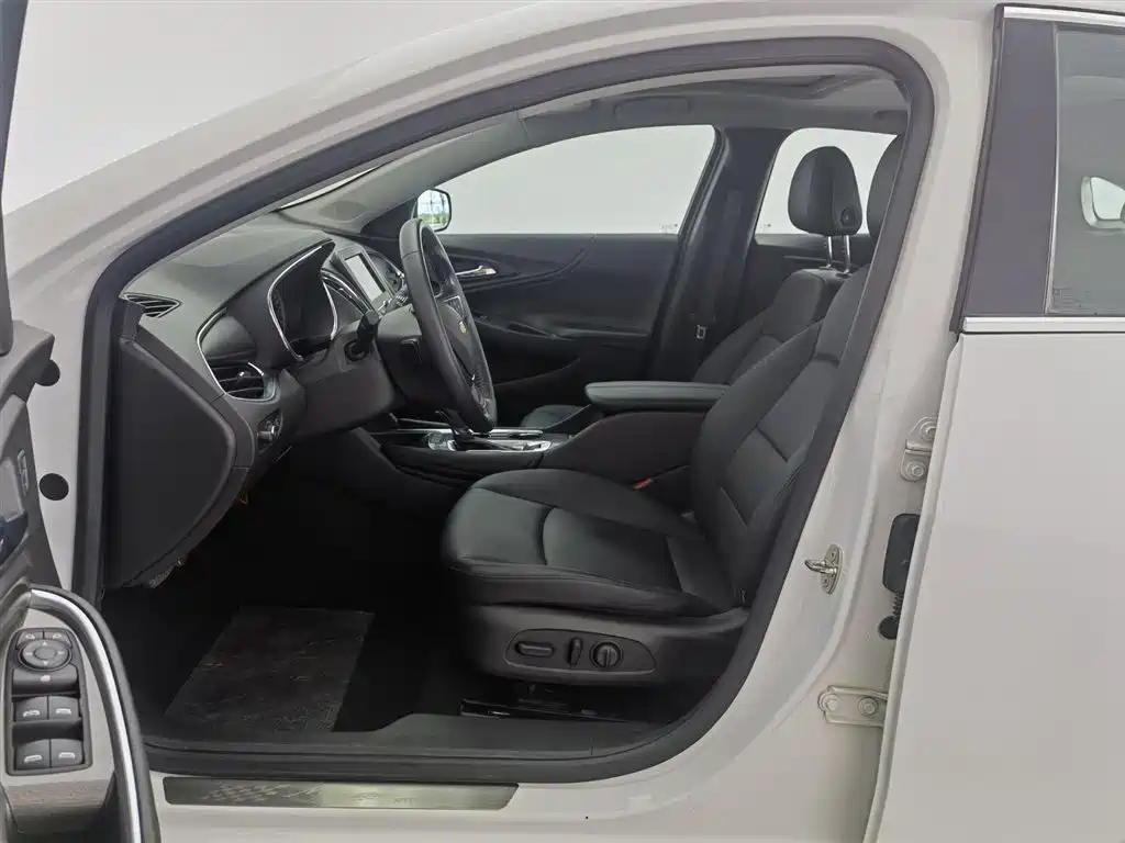 Chevrolet Malibu XL 2016 1.5T Dual-Clutch Ruichi Edition фото 10
