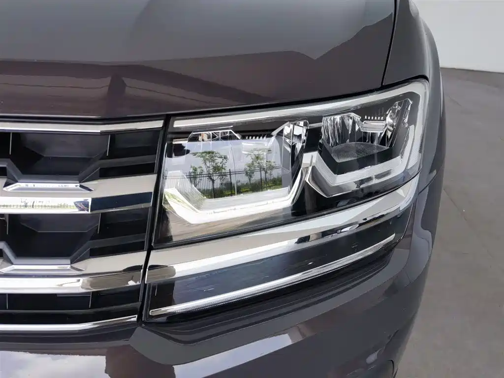 Volkswagen Teramont 2020 Facelift 330TSI 2WD Luxury фото 7