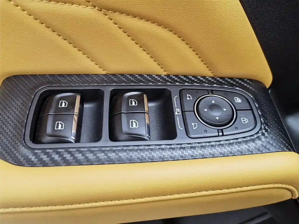 Haval Meng Long NEV 2024 Hi4 102 Pro фото 9