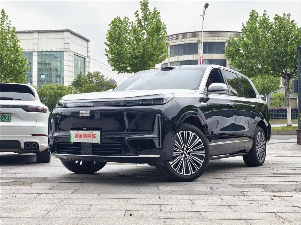 Geely Galaxy Galaxy M9 2025 Base Model