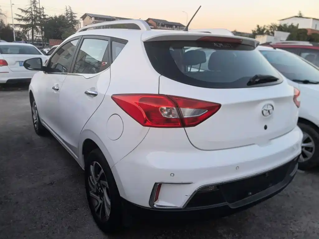 JAC Motors Refine S2 2015 2015 1.5L Manual Luxury Smart