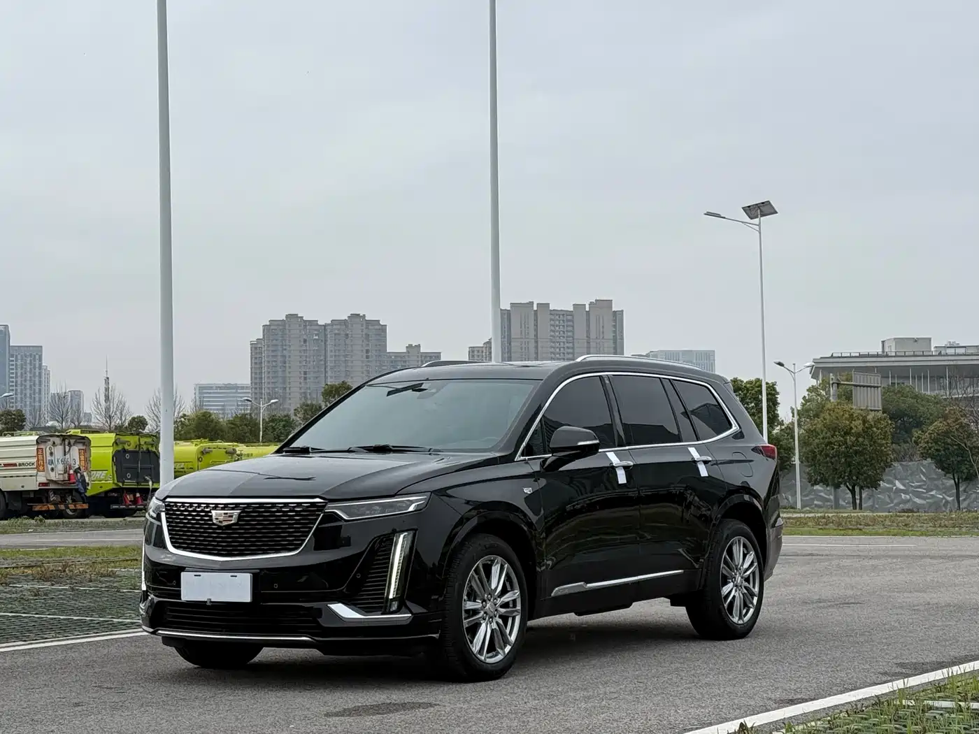 CADILLAC XT6
