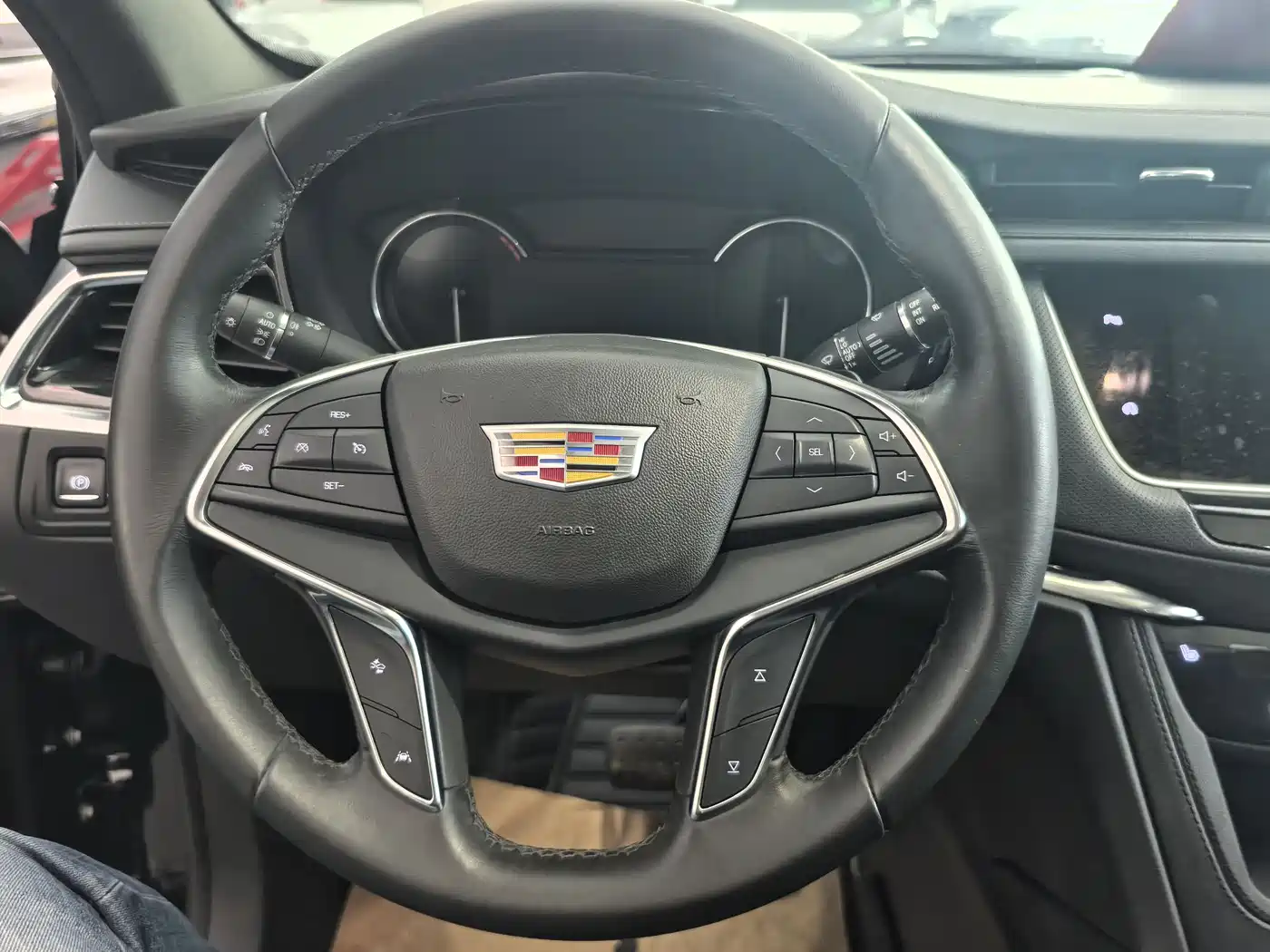 CADILLAC XT5