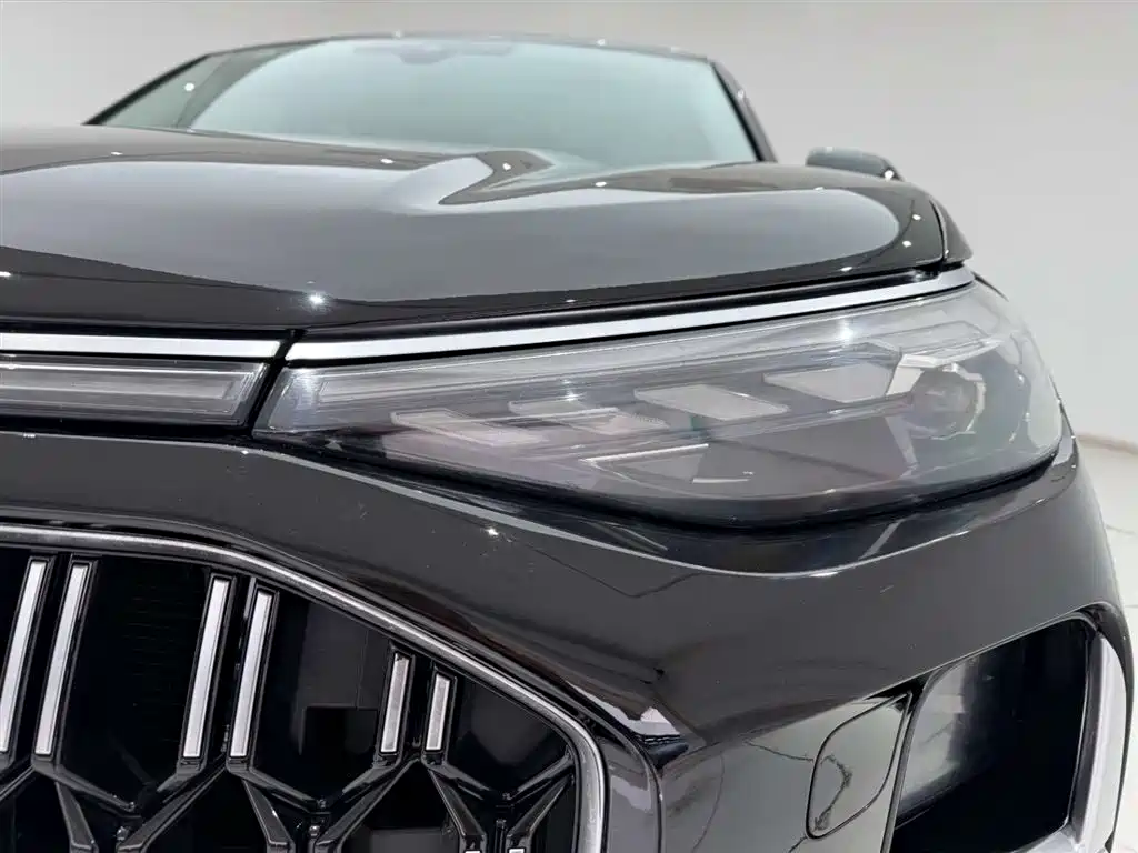 Audi Q6 2023 40 TFSI quattro Cloud View Yulin Package фото 2