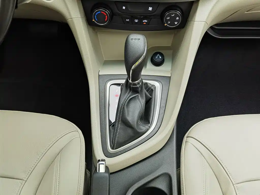 Фото 13 - Buick Excelle GT