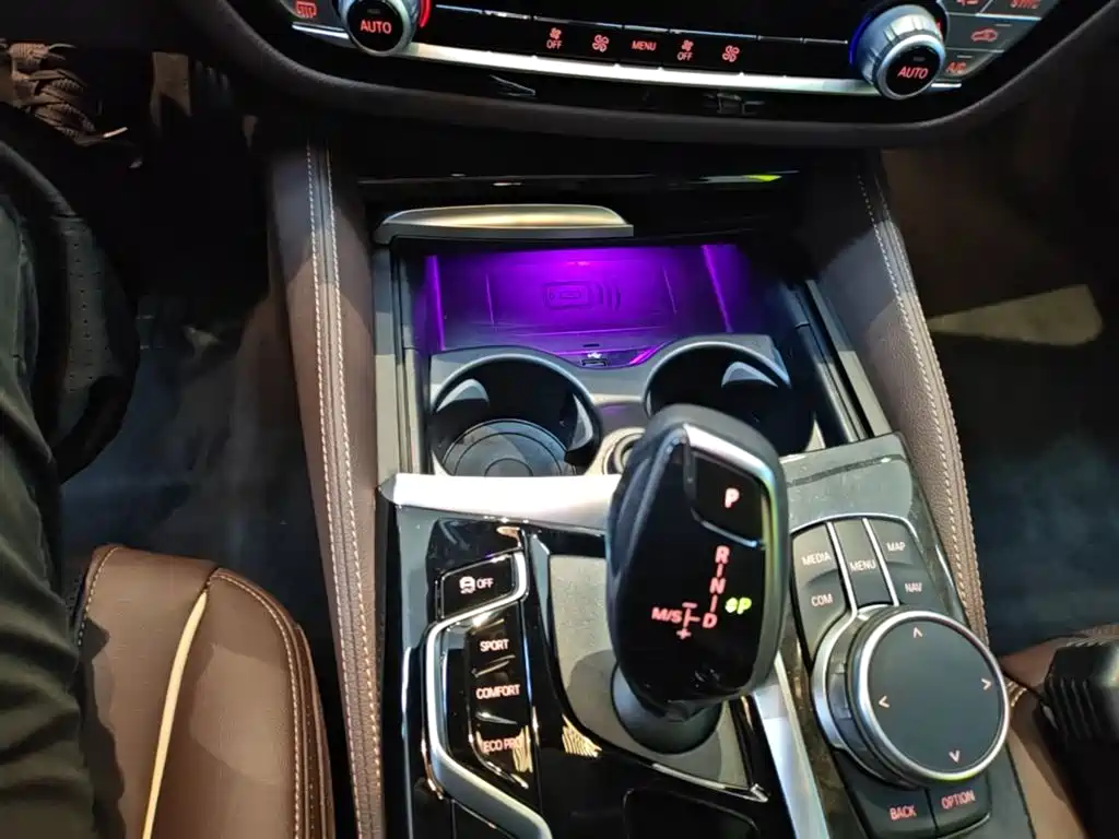 BMW 5 Series 2022 Facelift 525Li M Sport Package фото 14