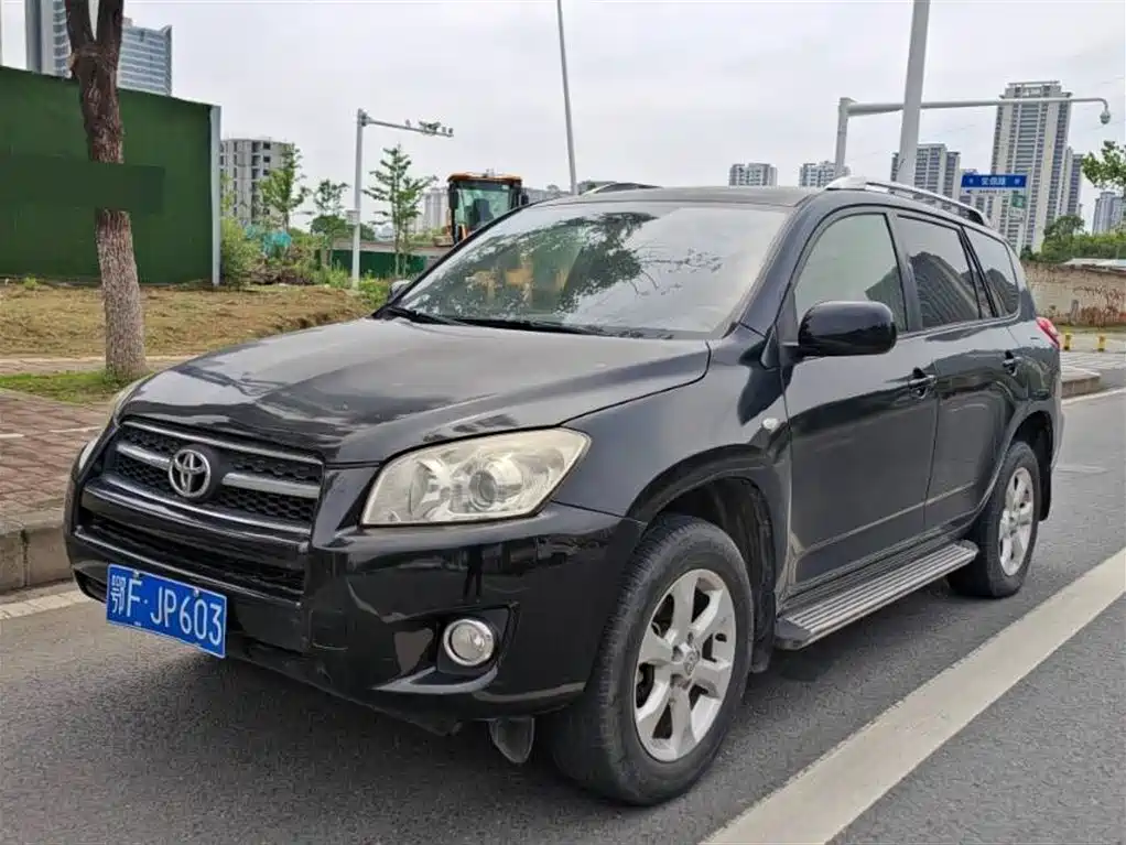 Toyota RAV4 Rongfang 2011 2.0L Automatic Classic Edition