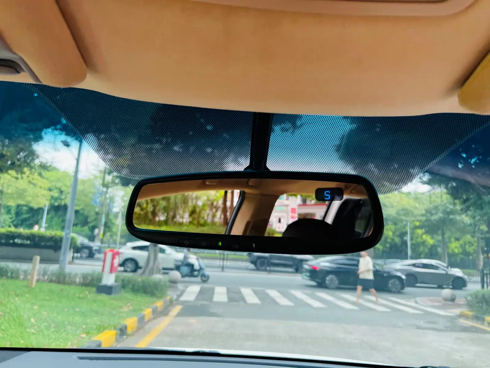 صورة 21 - Toyota Sienna