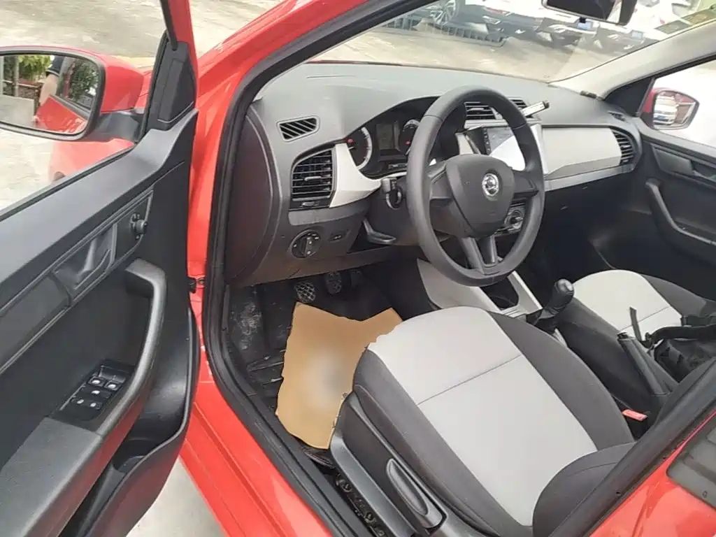 صورة 16 - Škoda Fabia
