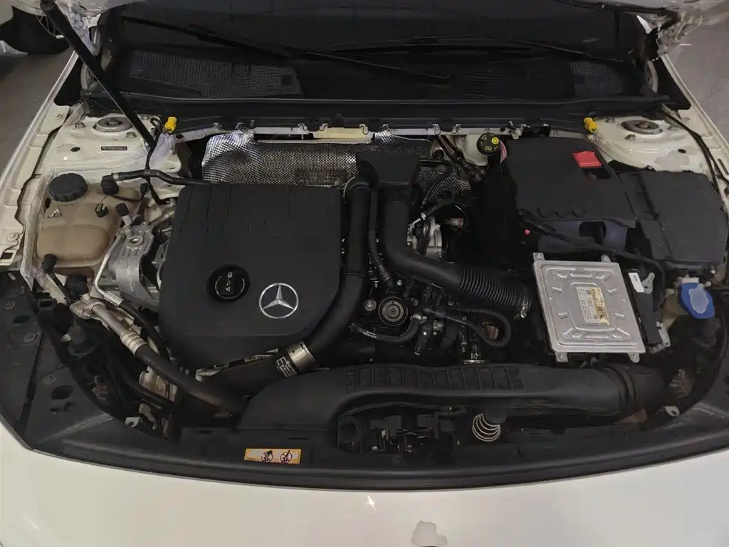 Mercedes-Benz A-Class 2020 A 200 L фото 20