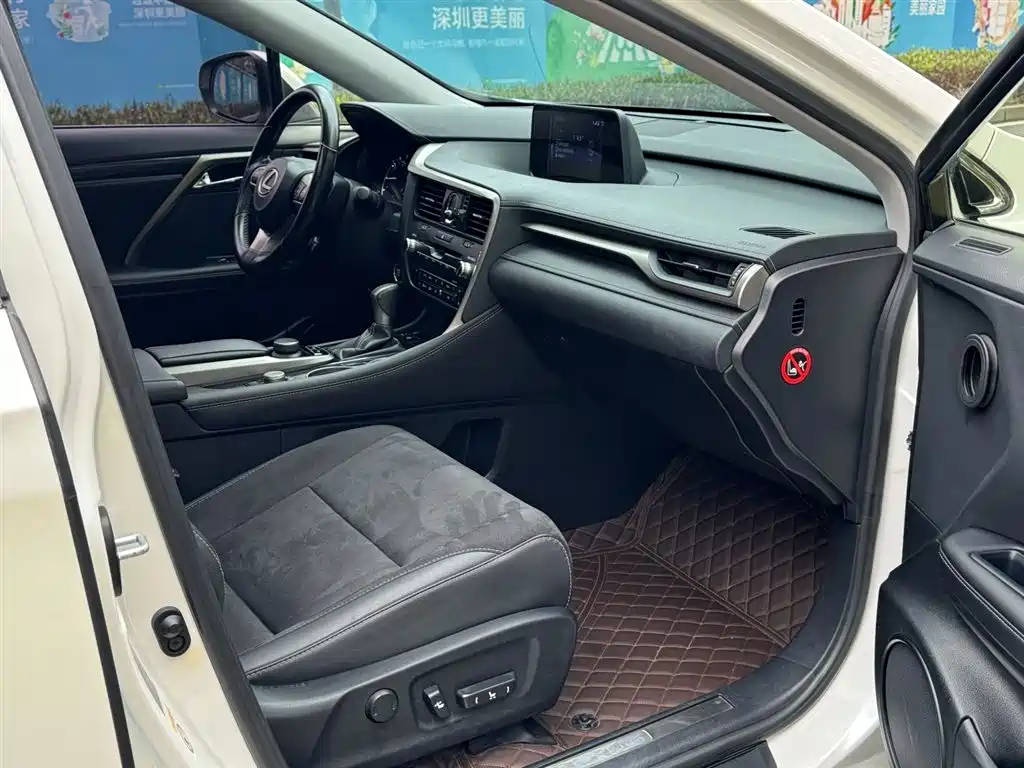 Lexus RX 2016 300 2WD Elite Edition China VI фото 17