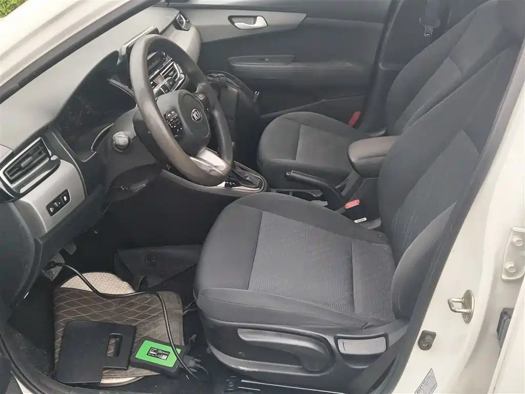 Kia Forte 2018 1.6L Automatic Smart Connect Value-Connect фото 15