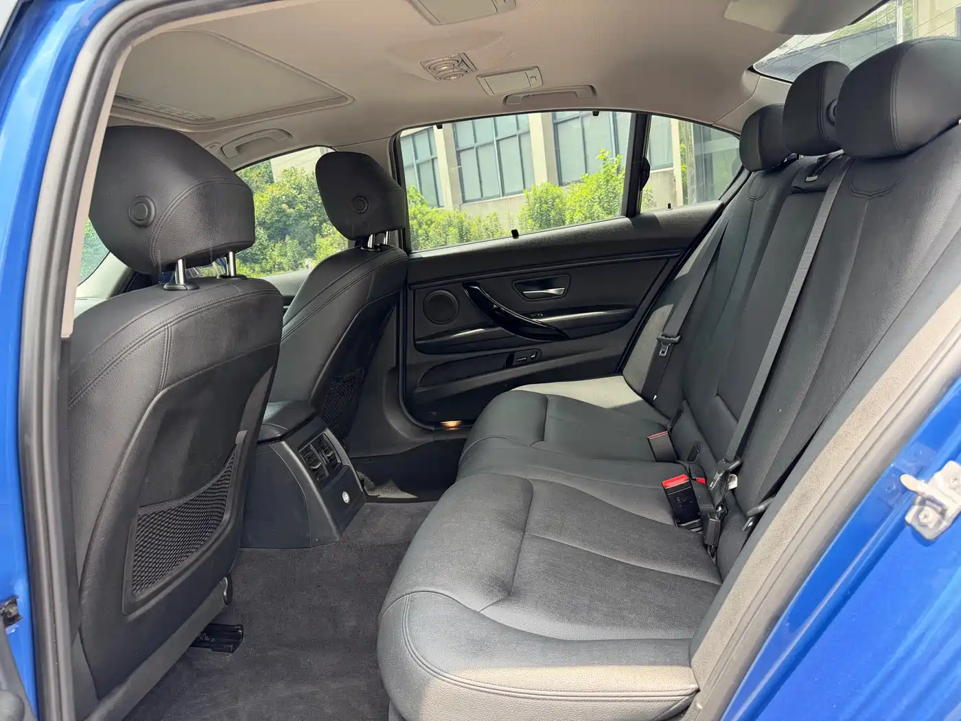 BMW 3 Series 2018 320Li Leading M Sport Package фото 10