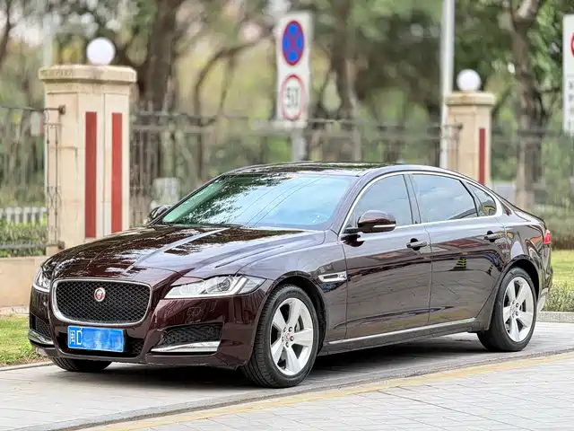 JAGUAR XFL