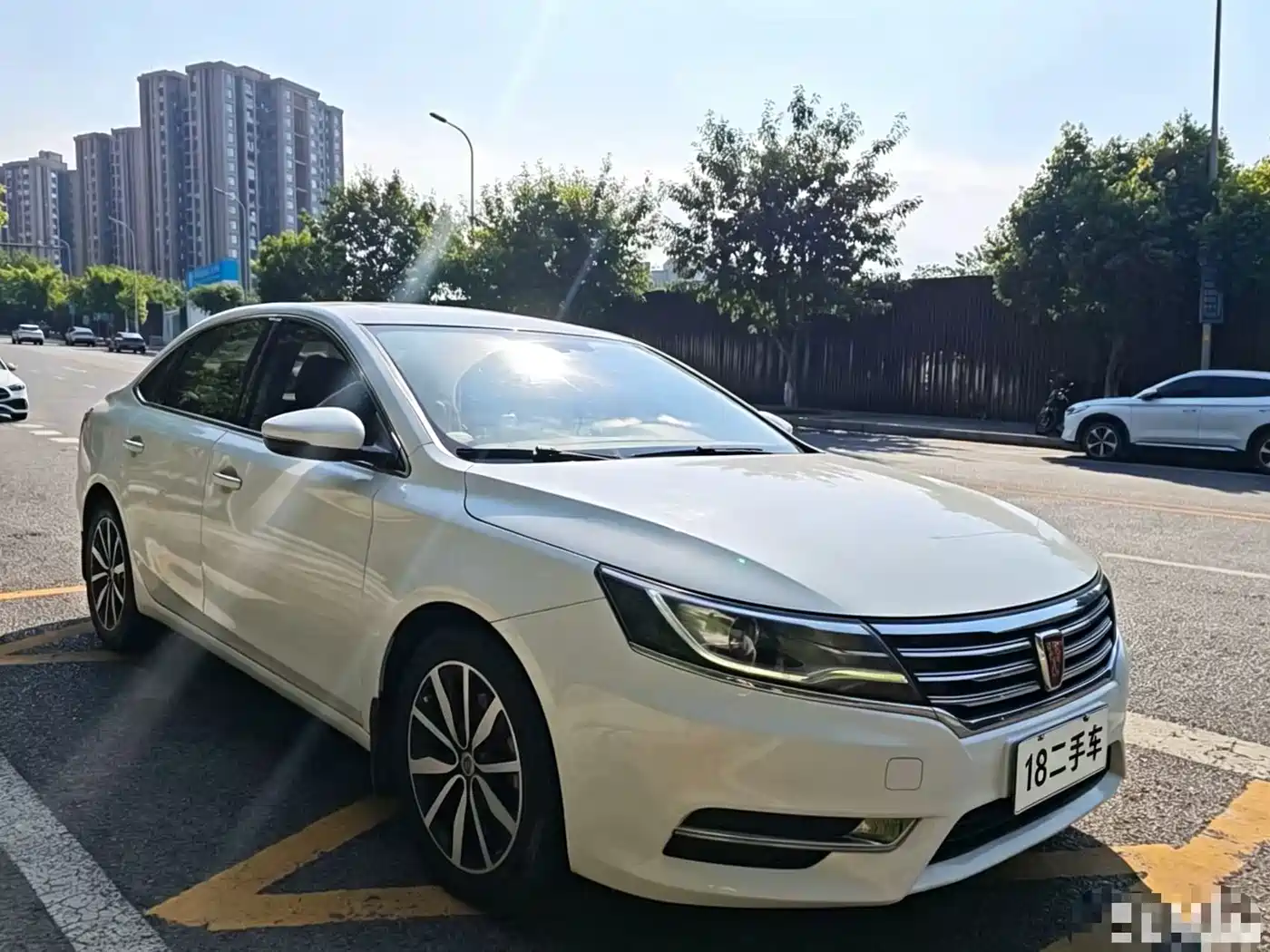 Roewe i6 2017 2018 20T Automatic Internet ZhiXiang Edition