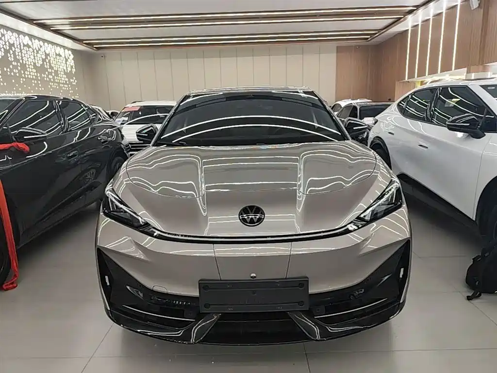 Volkswagen Unique 06 2024 Facelift Ultra Long Range фото 3