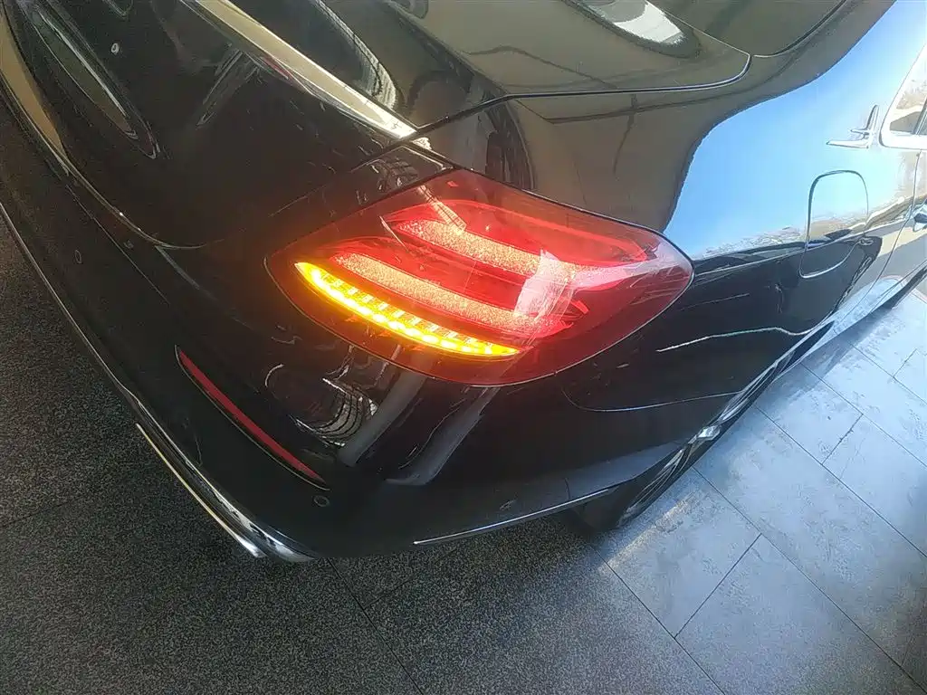 Mercedes-Benz E-Class 2019 Facelift E 300 L Luxury фото 24