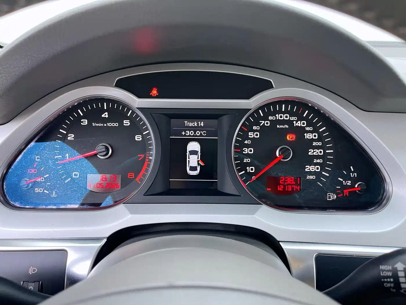 Фото 38 - Audi A6L