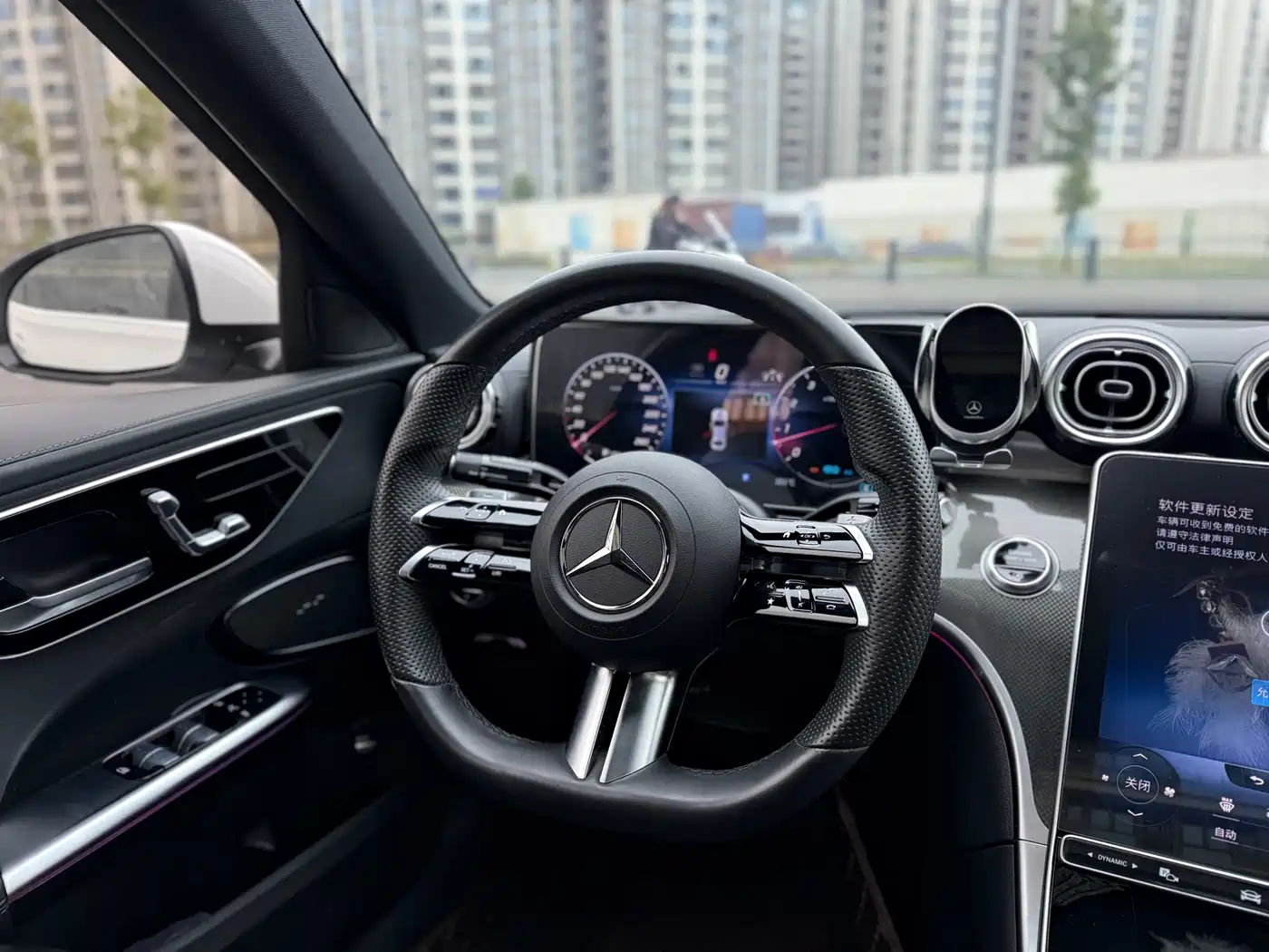 MERCEDES-BENZ C CLASS