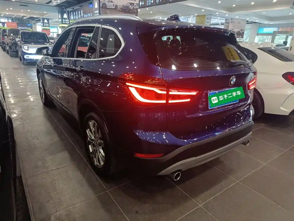 BMW X1 2019 sDrive20Li Leading Model фото 23