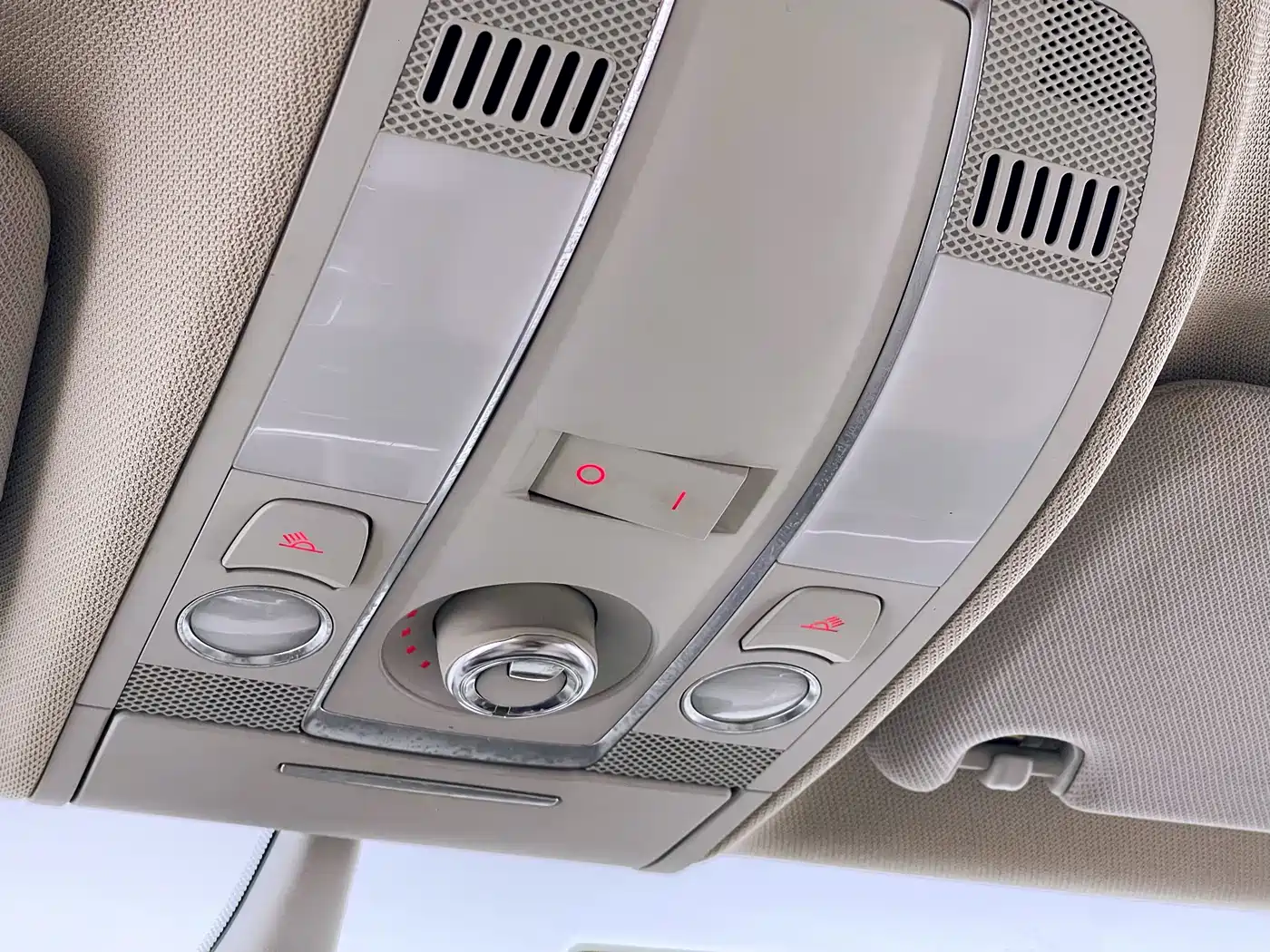 Фото 34 - Audi A6L