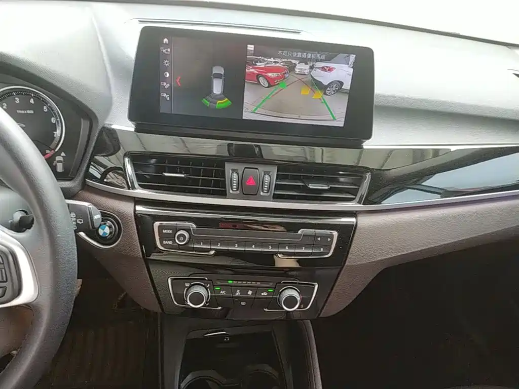 BMW X1 2021 Facelift sDrive20Li Fashion фото 13