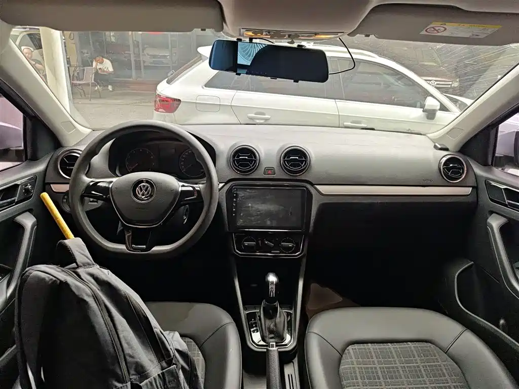 Volkswagen Jetta 2017 1.5L Automatic Comfort фото 3