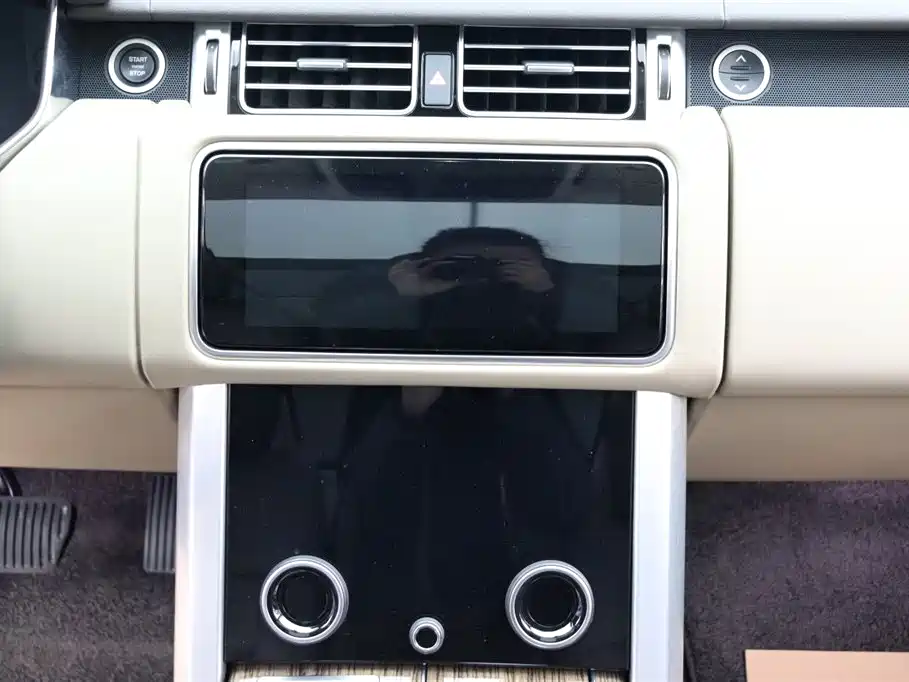 Land Rover Range Rover 2019 3.0 SC V6 Heritage Extended Edition фото 24