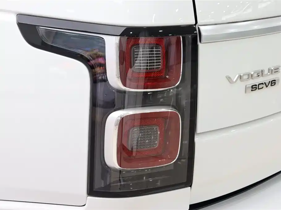 Land Rover Range Rover 2019 3.0 SC V6 Heritage Extended Edition фото 33