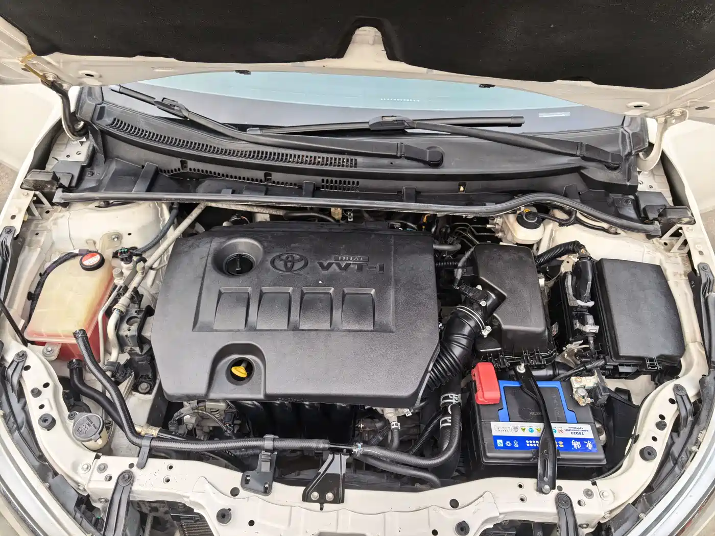 Toyota Corolla 2014 1.6L CVT GL фото 16