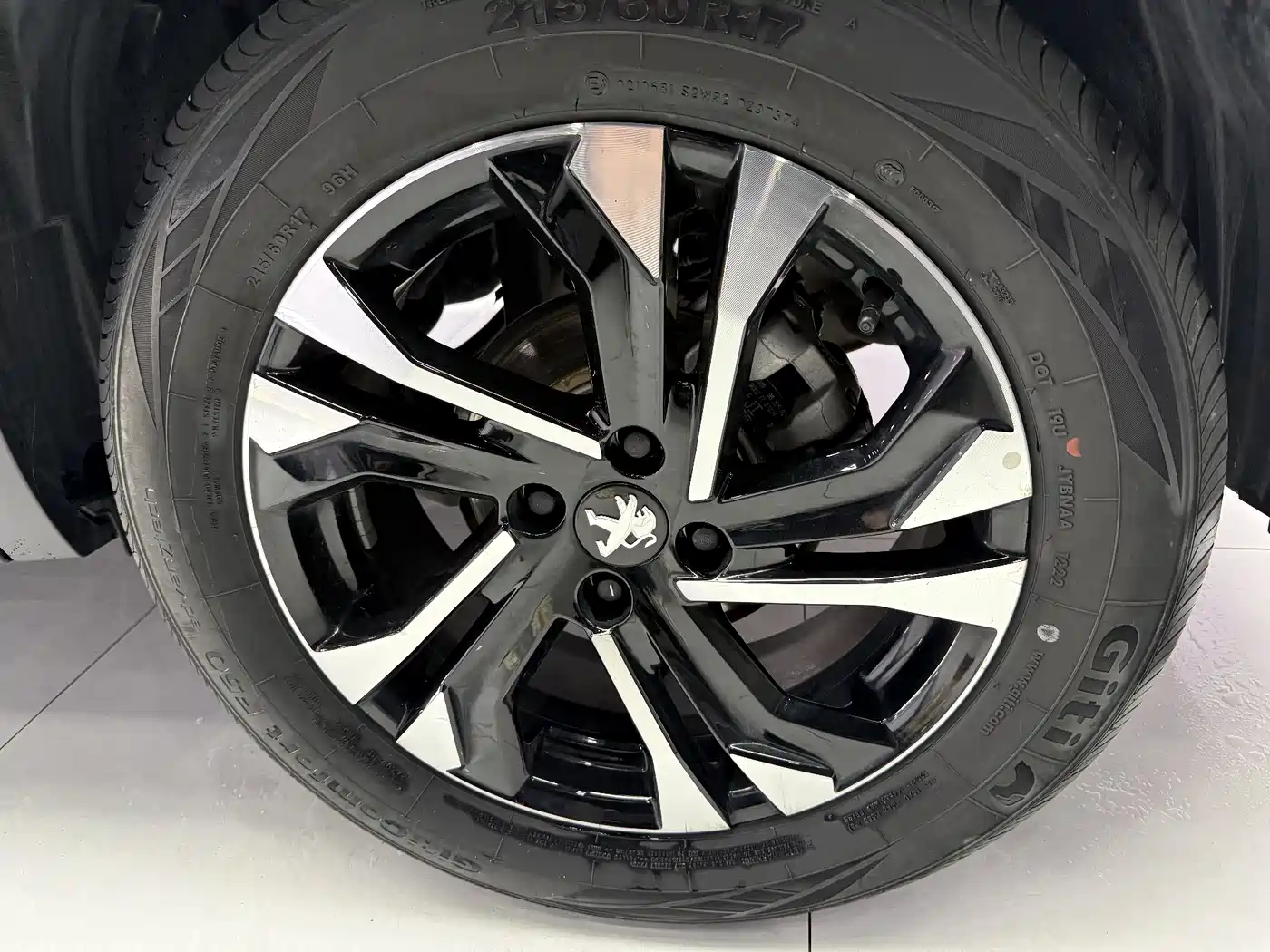 Peugeot 2008 2022 230THP THE ONE фото 6