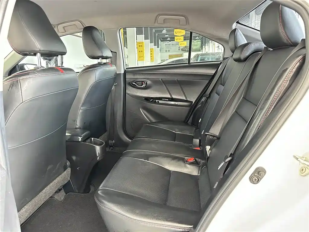 Toyota YARiS L Zhi Xiang 2020 1.5L CVT Luxury Edition фото 5