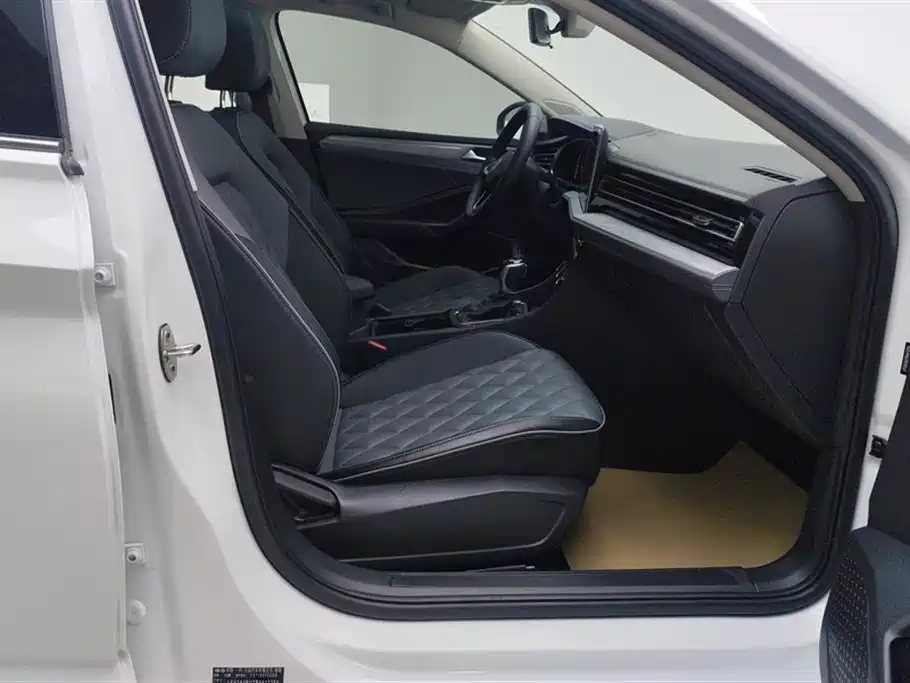 Volkswagen Sagitar 2024 300TSI DSG Surpass Edition фото 8