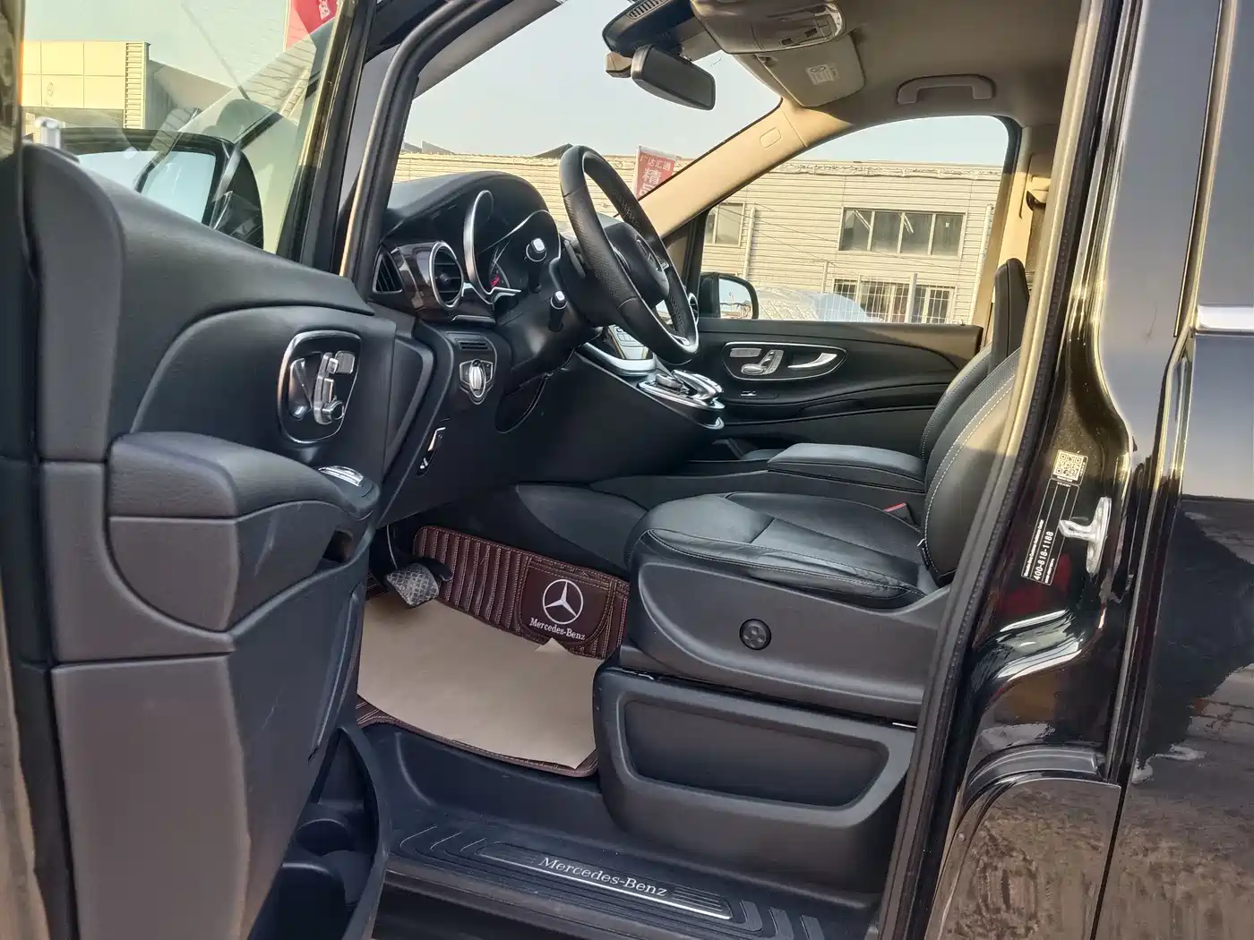 Mercedes-Benz V-Class 2018 V 260 Pilot Edition China V фото 8