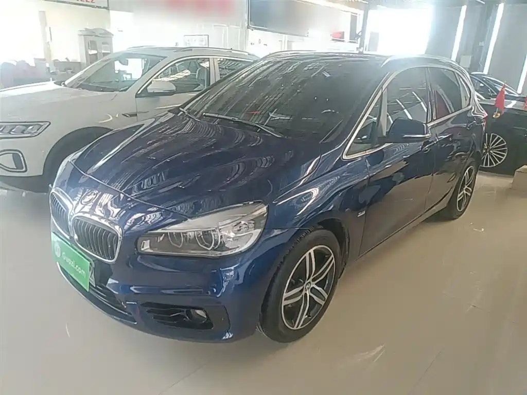 BMW 2 Series Touring 2016 218i Sport Design Package
