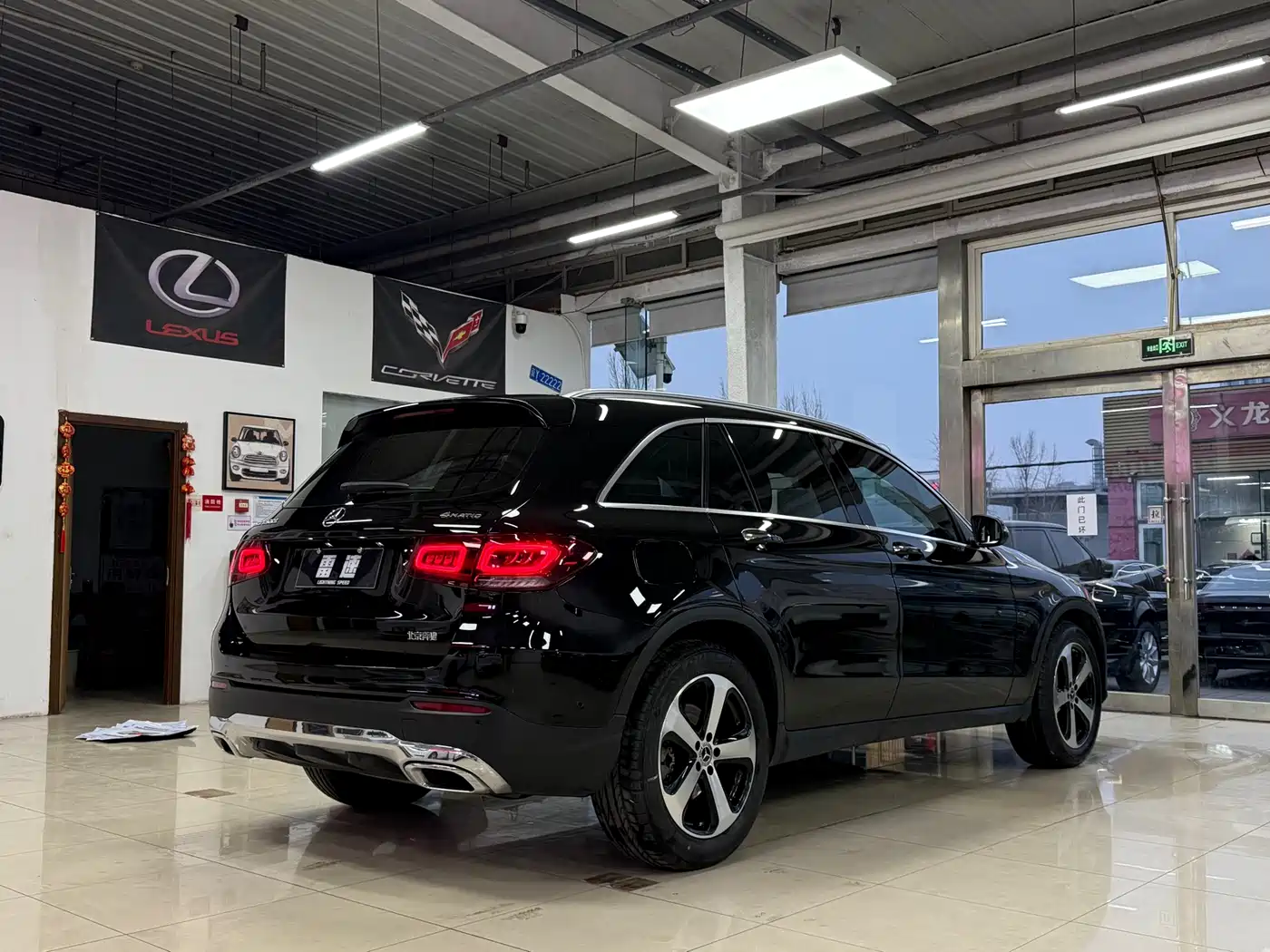 Mercedes-Benz GLC 2022 Facelift GLC 260 L 4MATIC Dynamic фото 4