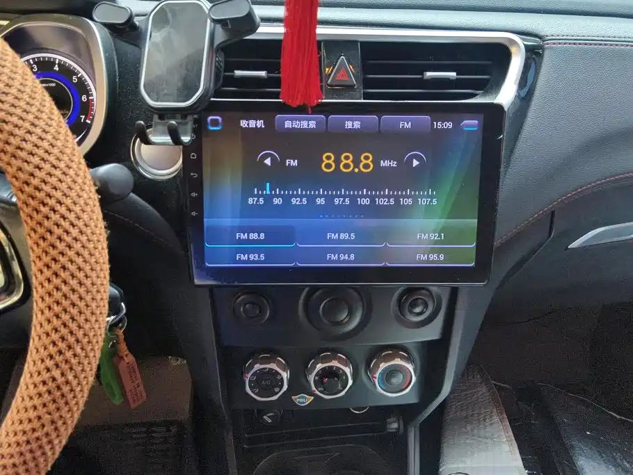 Zhonghua V3 2017 2016 1.5L Automatic Comfort