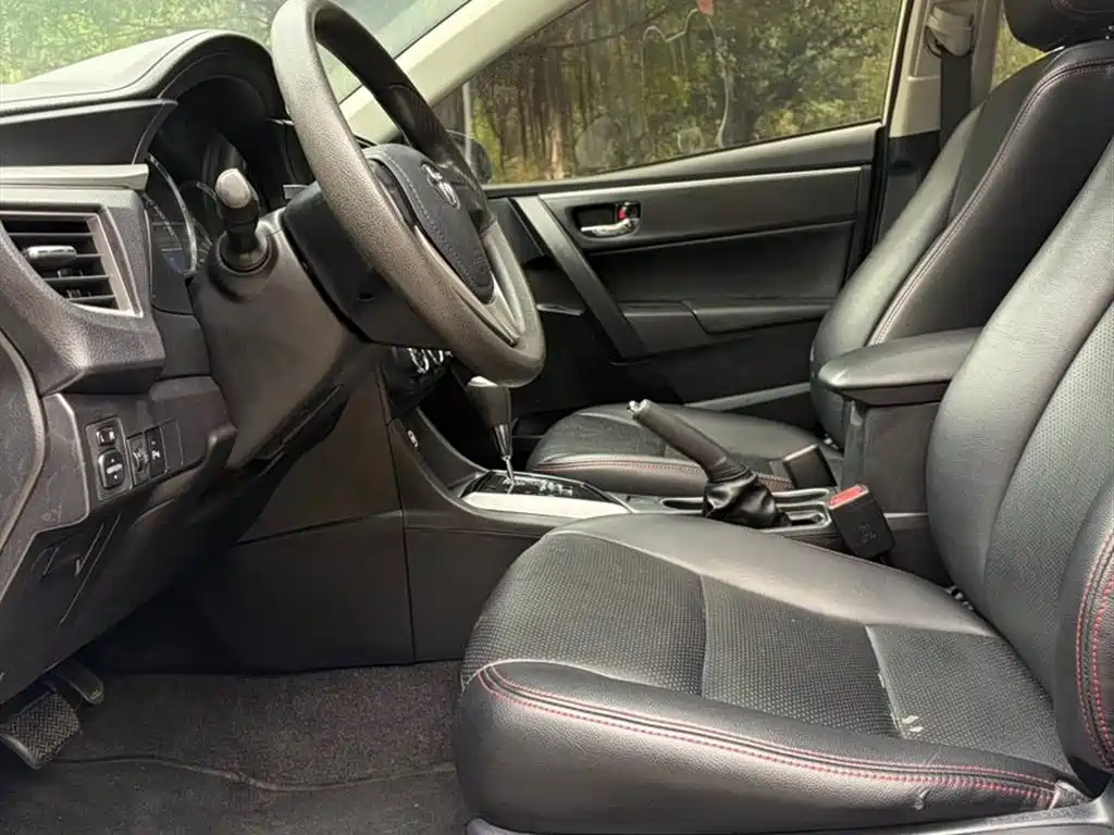 Toyota Levin 2014 1.6G CVT Elite Edition фото 4