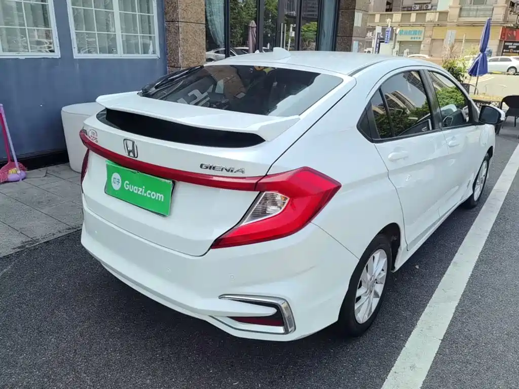 Honda Gienia 2018 2017 1.5L CVT Comfort Edition