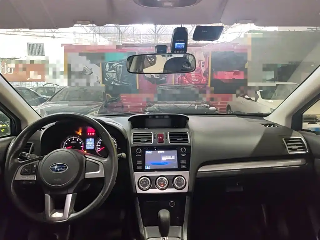 Subaru XV 2017 2.0i Progressive Edition фото 10