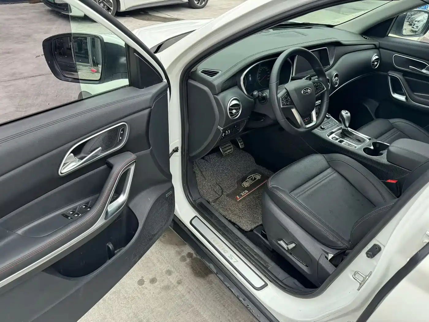 JAC Refine S7 2018 2018 Sport 1.5T Automatic Luxury 5-seater