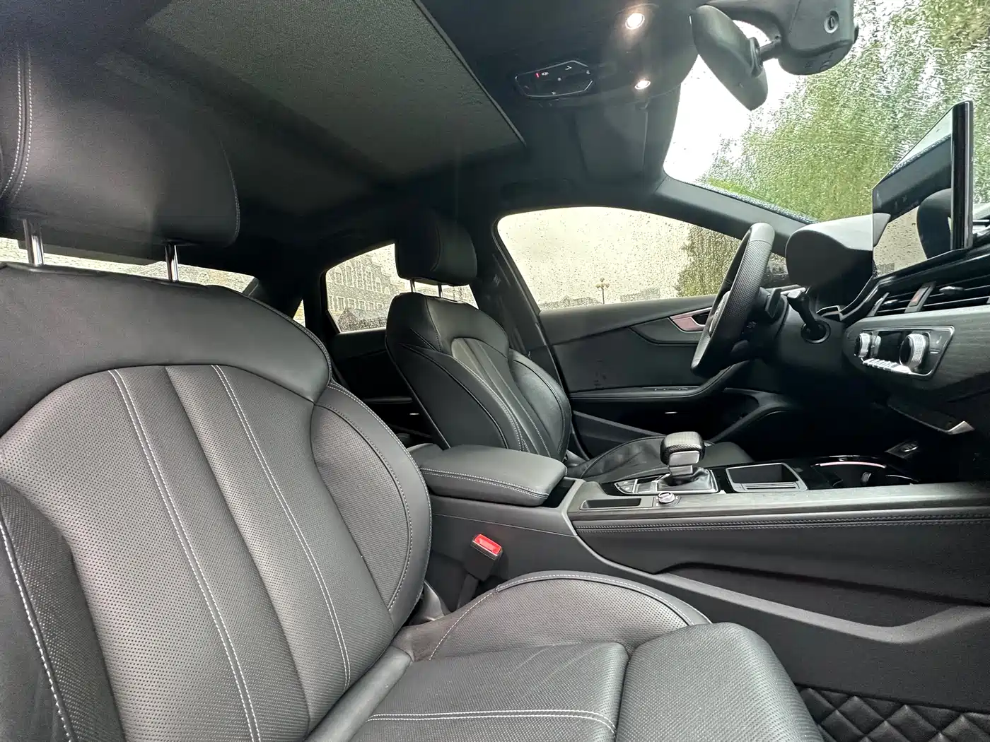 Audi A4L 2023 40 TFSI Luxury Sport фото 12