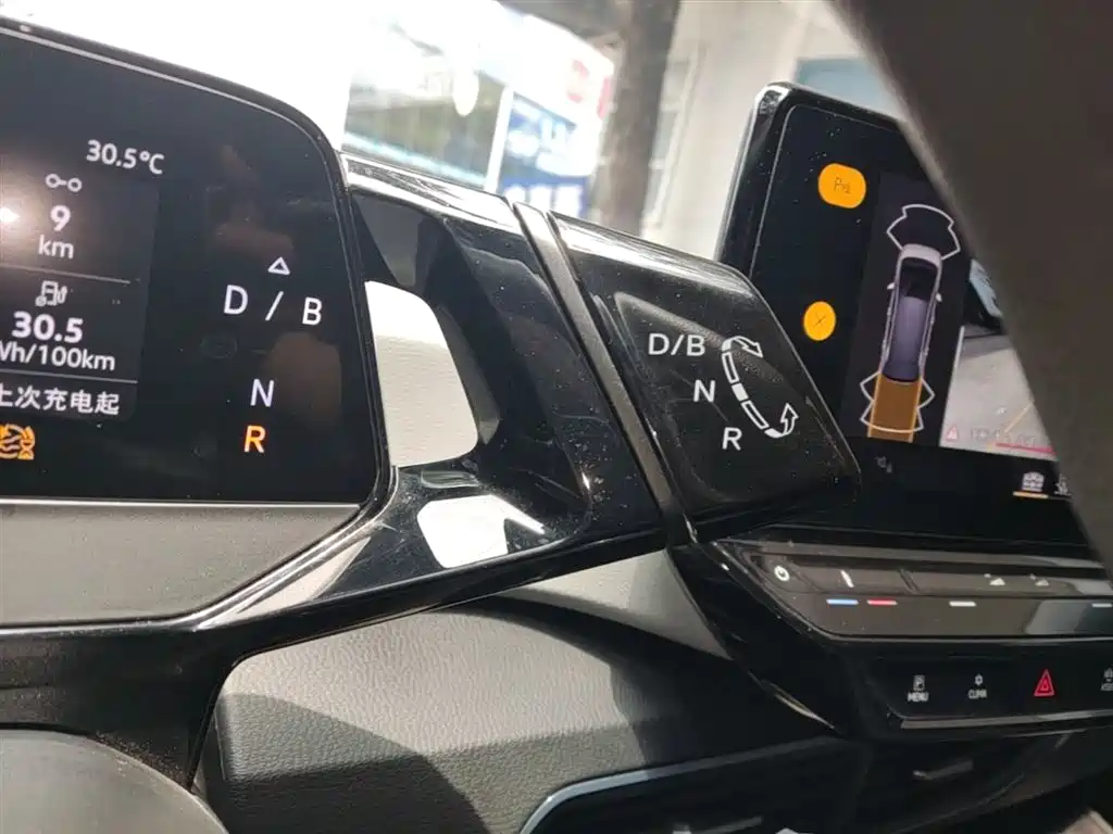 Volkswagen ID.3 2023 Upgraded Pure Intelligence Edition фото 14