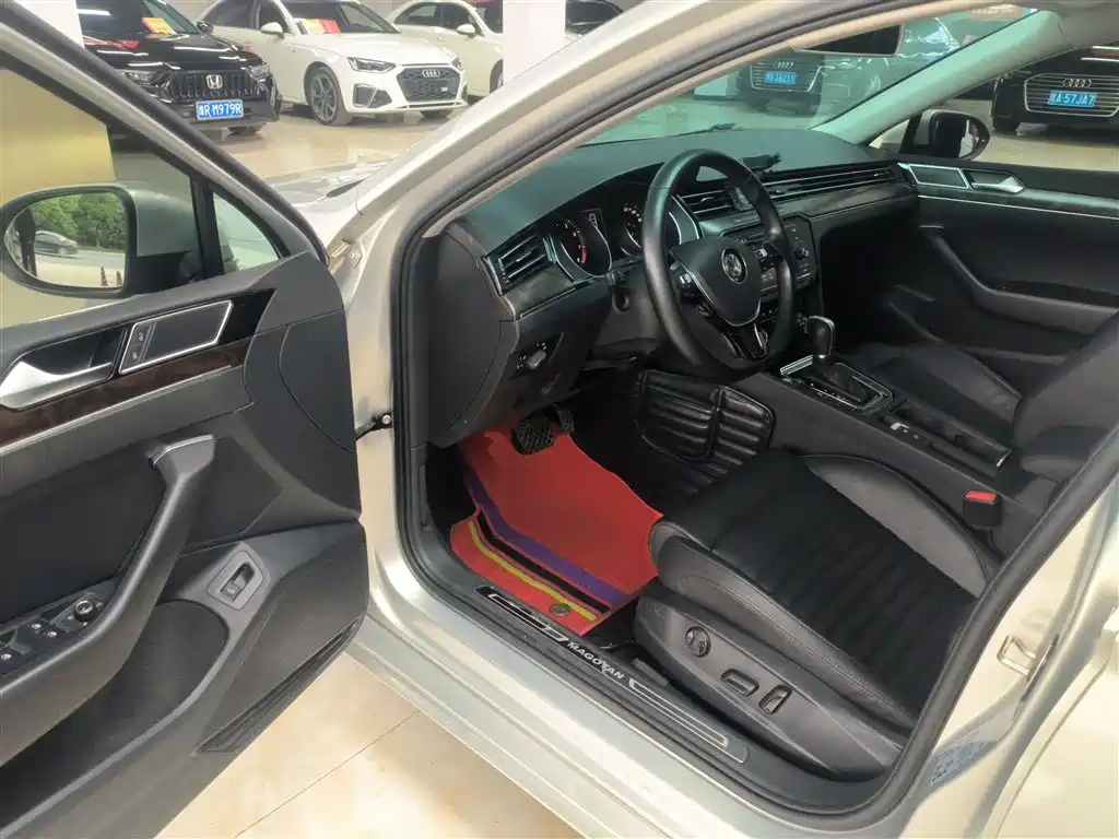 Volkswagen Magotan 2019 330TSI DSG Leading China VI фото 16