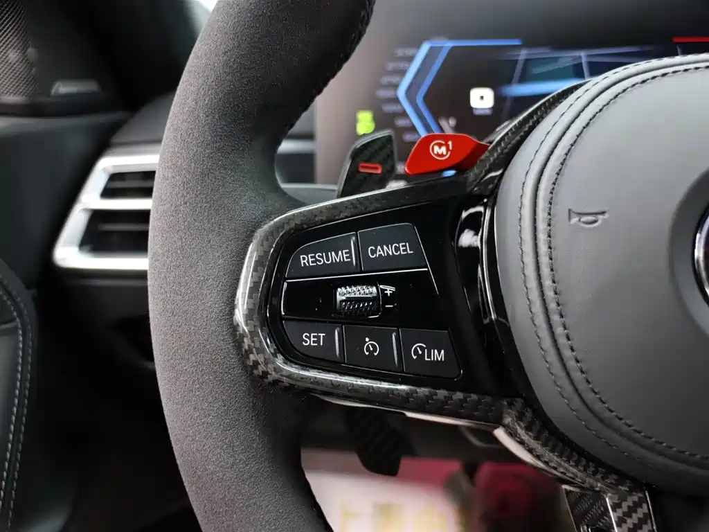 BMW M2 2024 M2 фото 25