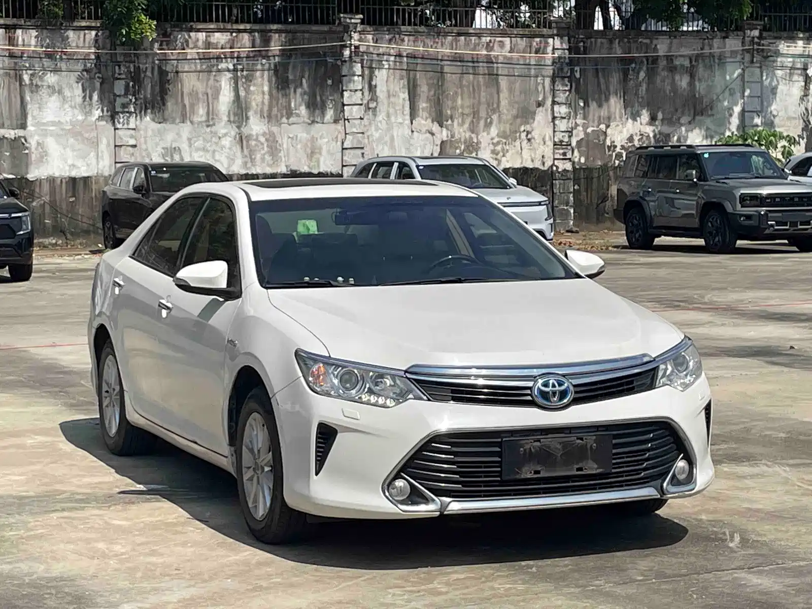Фото 6 - Toyota Camry