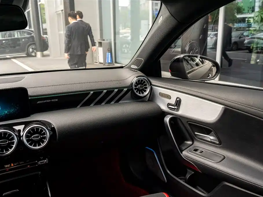 Mercedes-Benz A-Class AMG 2022 Model AMG A 35 L 4MATIC Blazing Night Special Edition фото 12