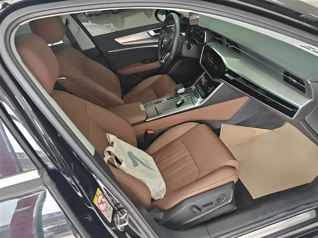 Audi A6L 2019 40 TFSI Luxury Elegance фото 20